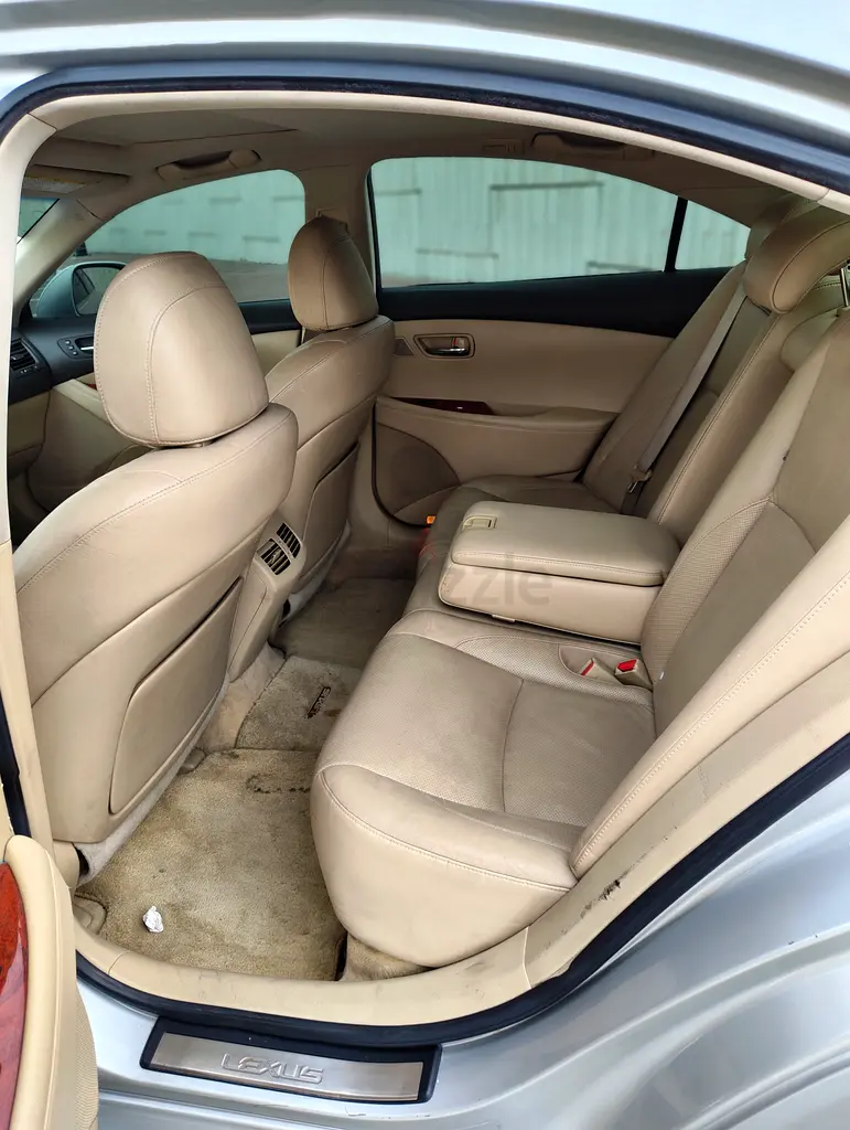 Lexus ES 350 2007 GCC Specs - Well Maintained - Image 8