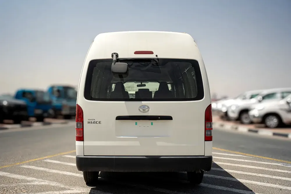 TOYOTA HIACE 2.7 PETROL DELIVERY VAN HIGH ROOF 2025 - Image 5
