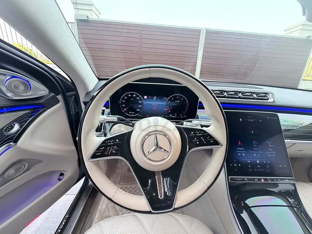 Mercedes Maybach s680 - Image 13