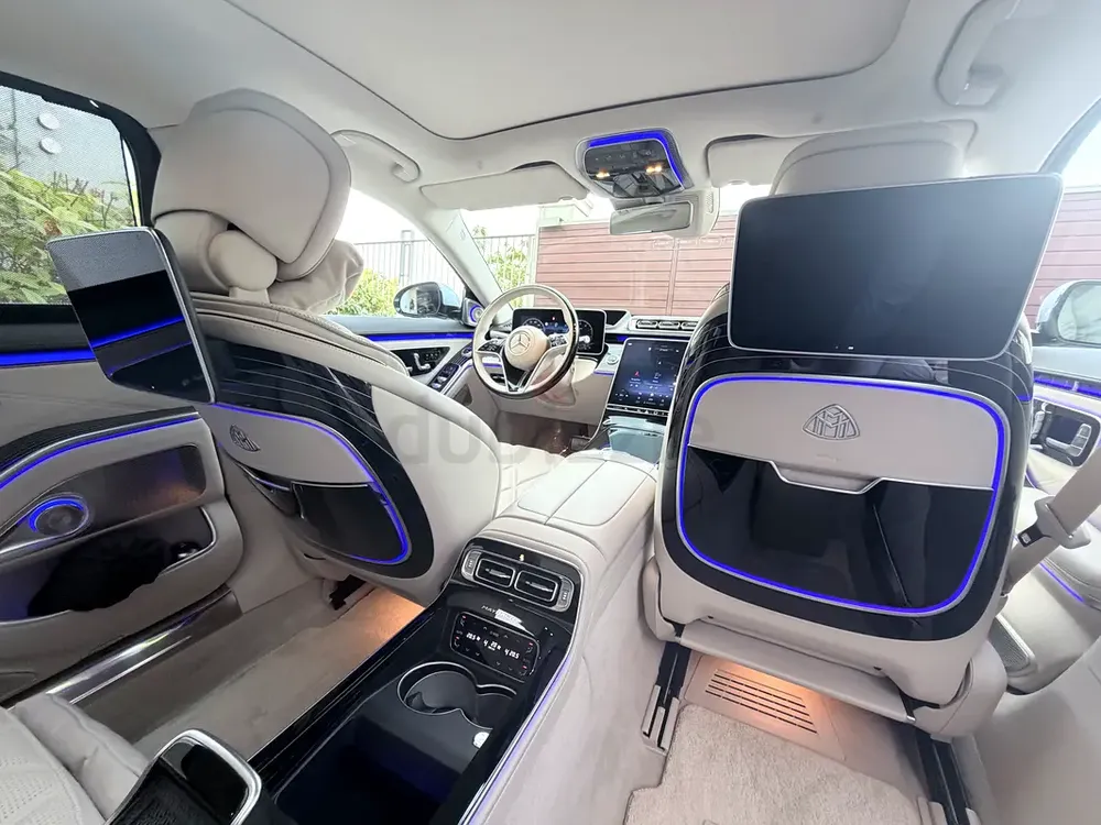 Mercedes Maybach s680 - Image 15