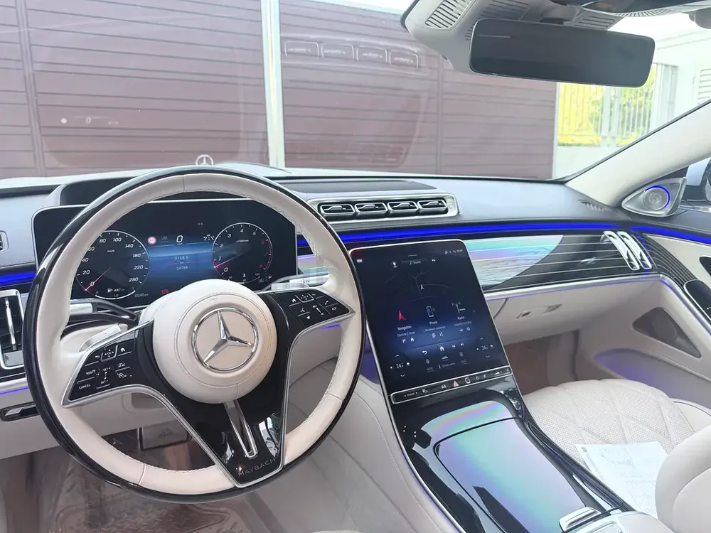 Mercedes Maybach s680 - Image 9