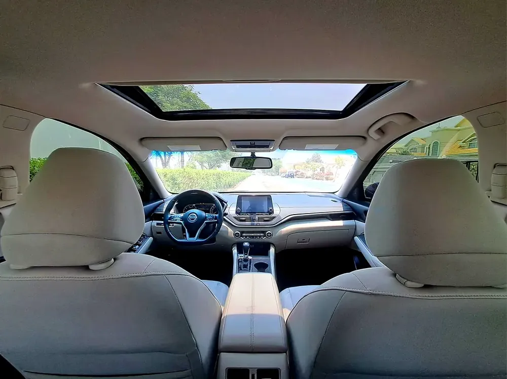 850-Monthly l GCC l SUNROOF | Cruise, Camera, GPS l Accident Free - Image 7
