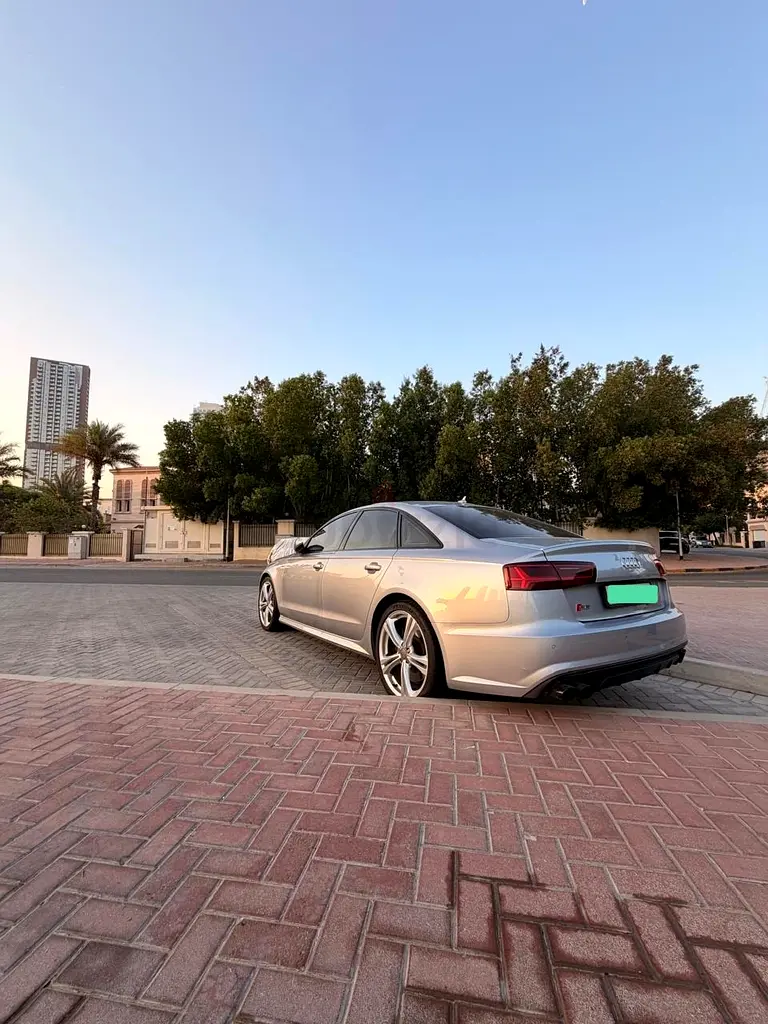 Audi S6 2016 | GCC | 4.0L V8 Twin Turbo | Top of the line - Image 6