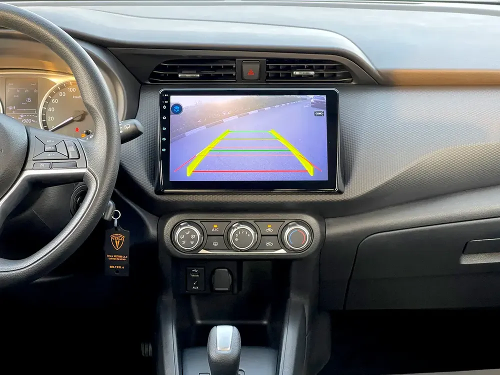 UNLIMITED MILEAGE WARRANTY / CRUISE CONTROL + NAVIGATION + CAMERA + APPLE CAR PLAY + - Image 10