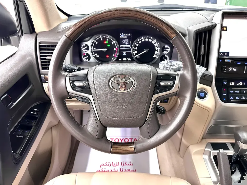 GCC•GXR GT•full service Toyota•original paint•free accident•108kkm - Image 10