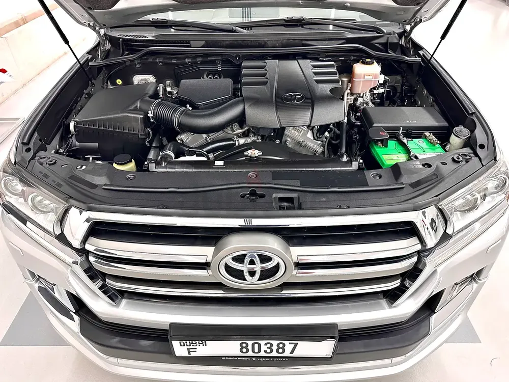 GCC•GXR GT•full service Toyota•original paint•free accident•108kkm - Image 19