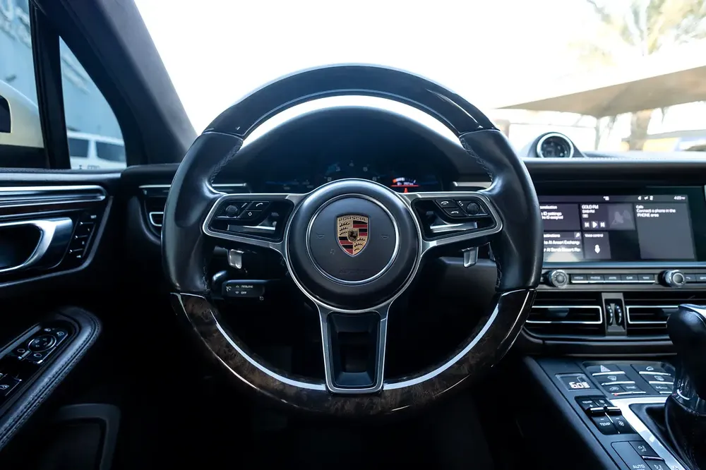 Porsche Macan 2019 GCC | Warranty | Flexible D.P. - Image 17