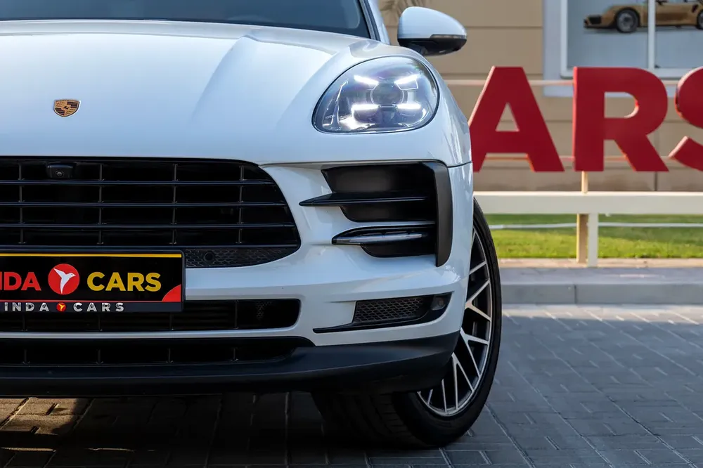Porsche Macan 2019 GCC | Warranty | Flexible D.P. - Image 4