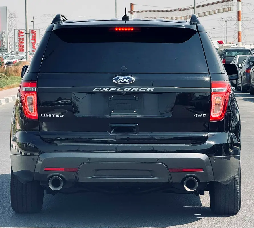 FORD EXPLORER | LIMITED | 2011 | ONLY : 110803 KM | JAPAN IMPORT | CLEAN TITLE - Image 6
