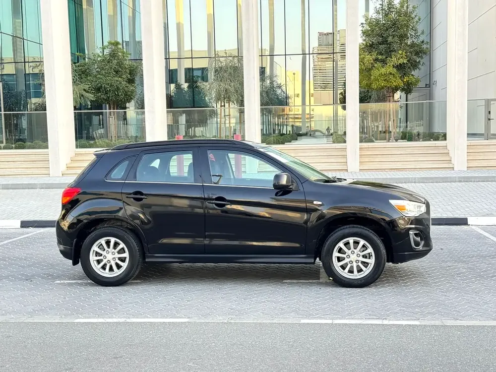 Mitsubishi Asx // Gcc space // Mid Option // Model 2013 // Good conditions - Image 5
