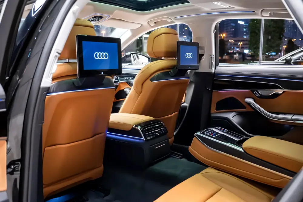 2026 Audi A8 55 TFSI Quattro - GCC Specs - Brand New - Image 19