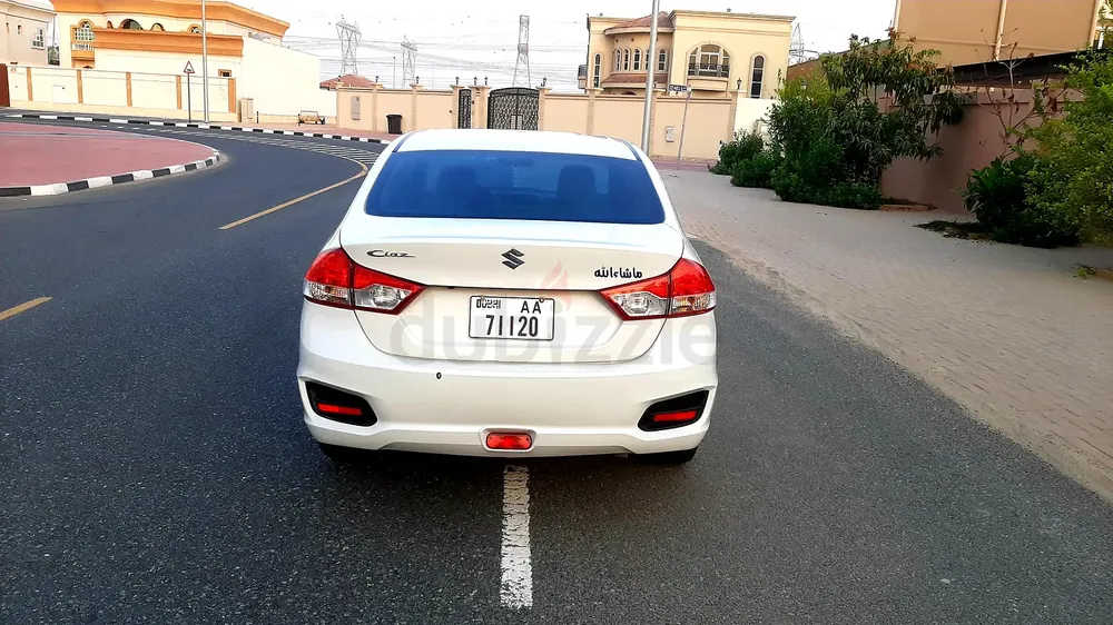 Suzuki Ciaz GL 2025 Model No2 Option Fully Automatic GCC Family Used Urgent Sale - Image 10