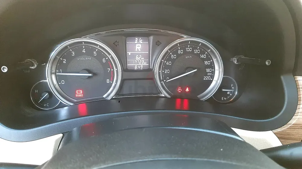 Suzuki Ciaz GL 2025 Model No2 Option Fully Automatic GCC Family Used Urgent Sale - Image 9