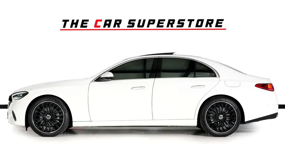Mercedes Benz E200-Low Mleage-Avantgarde Exterior Package-20 Inch AMG Rims High Gloss Black - Image 5