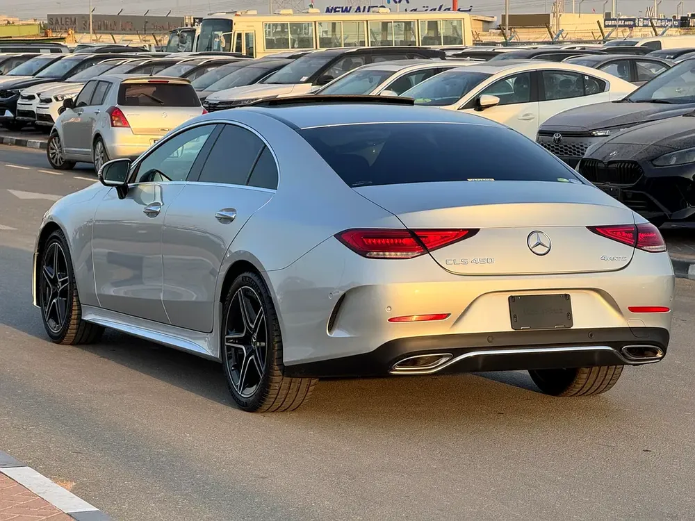 Mercedes Benz CLS450 2019 31000km only - 4.5 Auction Grade - Original Paint - Clean Title - Image 5