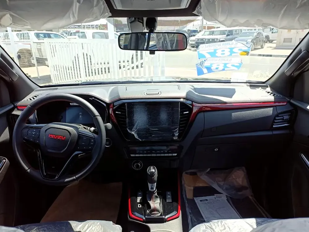 Isuzu D-Max Double Cabin 4x4 – 3.0L Diesel - Image 4