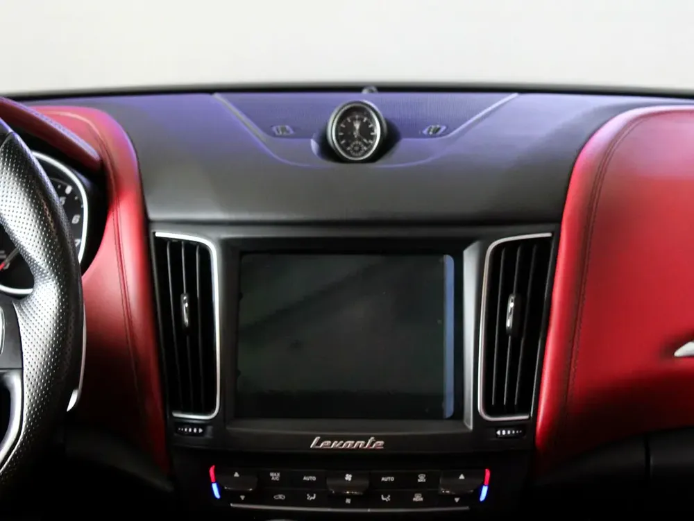 2019 - Maserati Levante SQ4 - GCC - Image 16