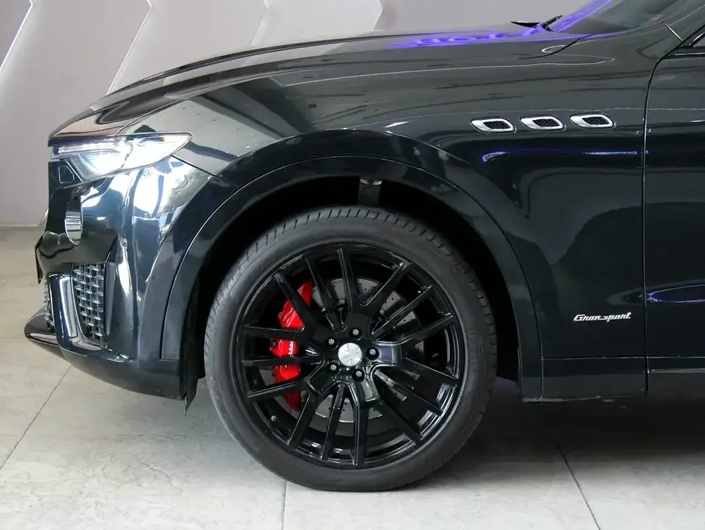 2019 - Maserati Levante SQ4 - GCC - Image 7