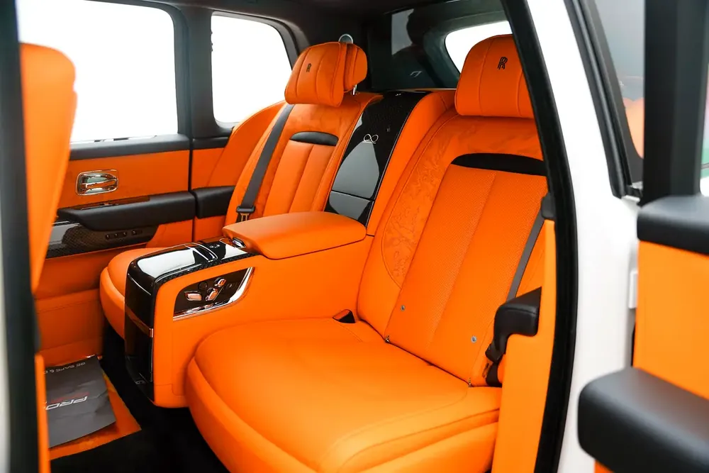 2026 ROLLS-ROYCE CULLINAN BLACK BADGE WITH WARRANTY AND SERVICE CONTRACT - Image 15