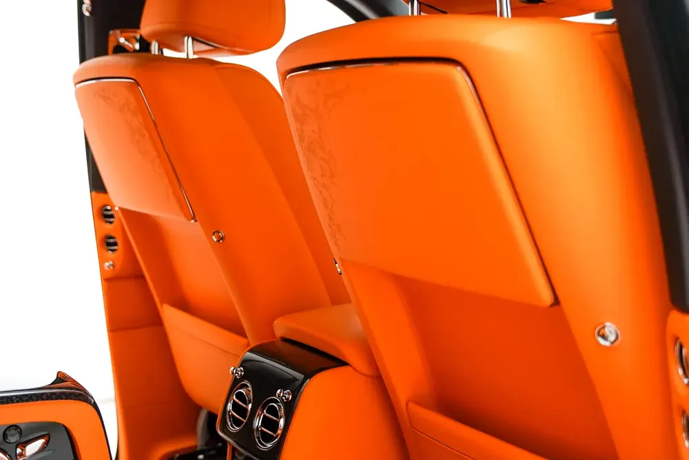 2026 ROLLS-ROYCE CULLINAN BLACK BADGE WITH WARRANTY AND SERVICE CONTRACT - Image 17