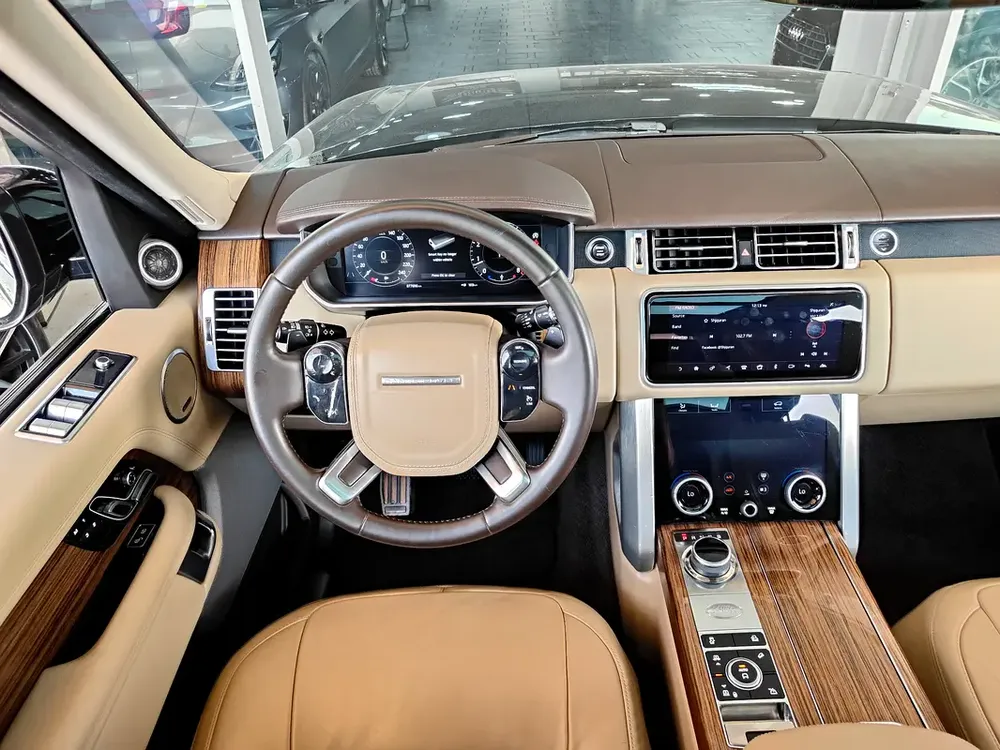 AED 2,480 P.M | 2018 Range Rover Vogue HSE | Under Warranty | GCC | - Image 10