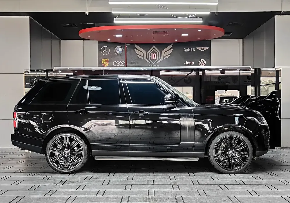 AED 2,480 P.M | 2018 Range Rover Vogue HSE | Under Warranty | GCC | - Image 8
