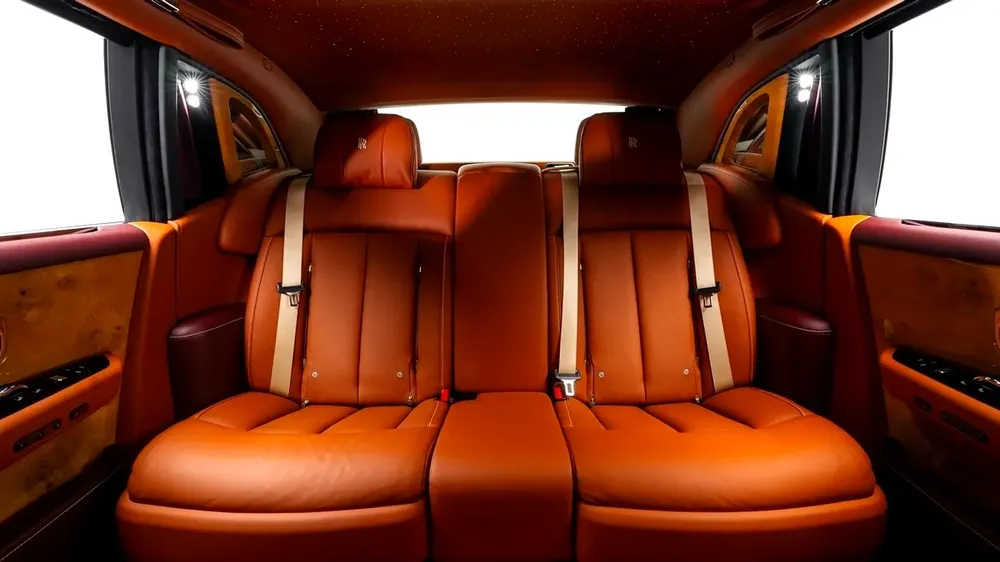 Rolls-Royce Phantom - 2019 - GCC Specs - Image 15