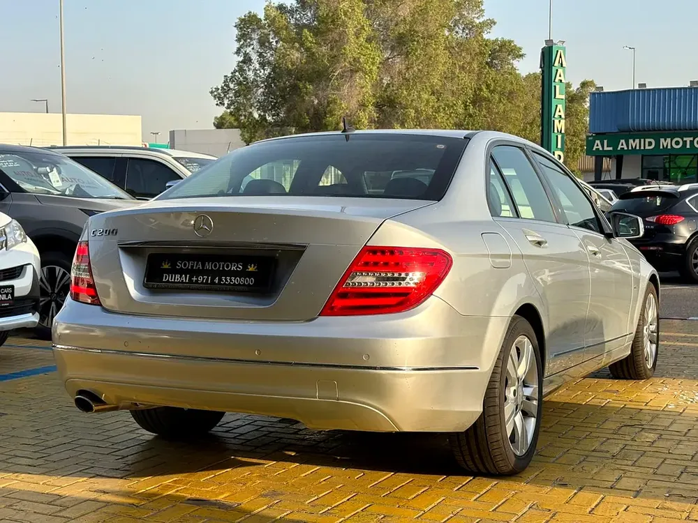 2012 Mercedes-Benz C-Class C200 GCC Specs - Excellent Condition - Image 6