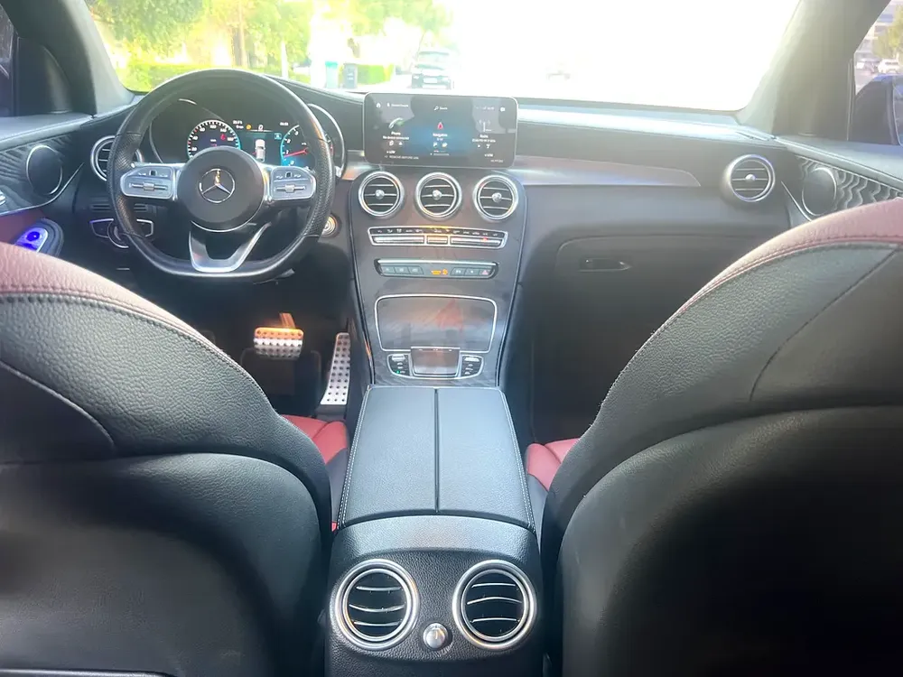 Coupe | GCC Specs | Free Accident | Under Warranty | Full Service History - Image 12