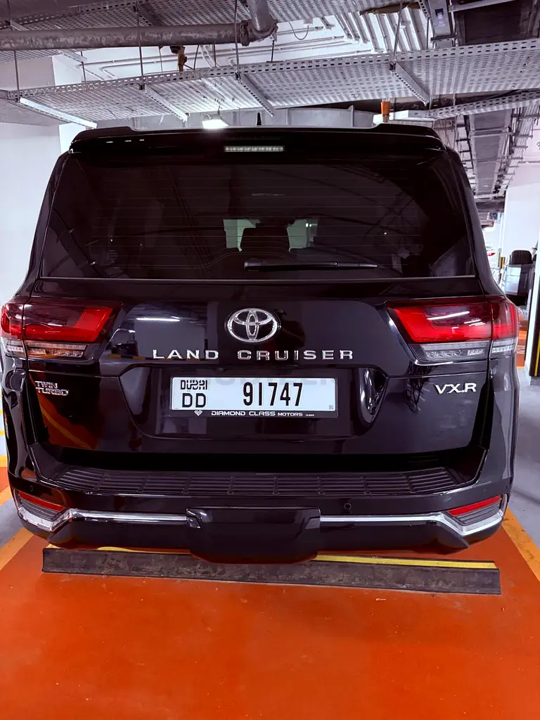 2023 Toyota Land Cruiser VXR | GCC Specs | Low Mileage | Pristine Condition - Image 4