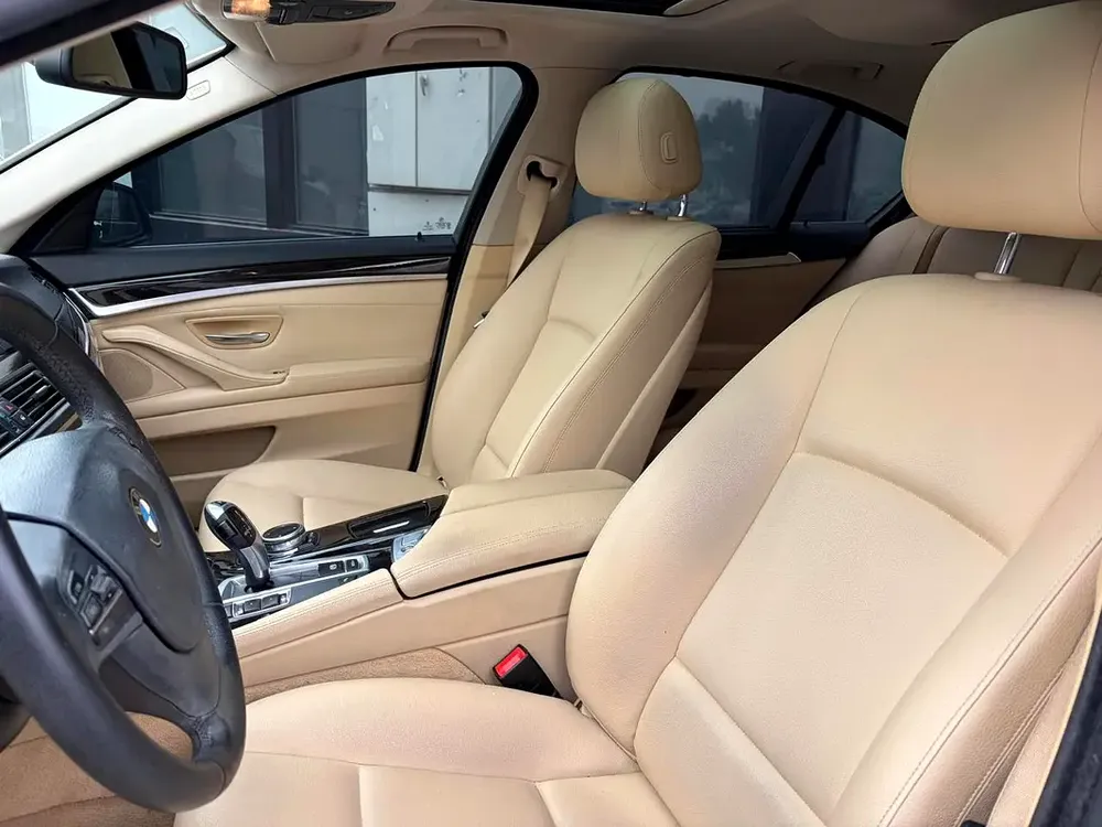 BMW 5-Series 520i 2015 GCC Specs - Well Maintained Luxury Sedan - Image 8
