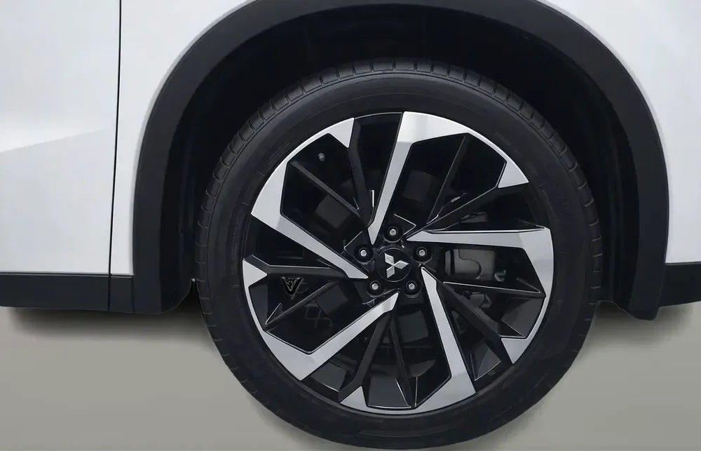 AED 1,269/month | 0 Downpayment | Free 3 Months Warranty | 30 Day Return | MITSUBISHI OUTLANDER 2024 - Image 12