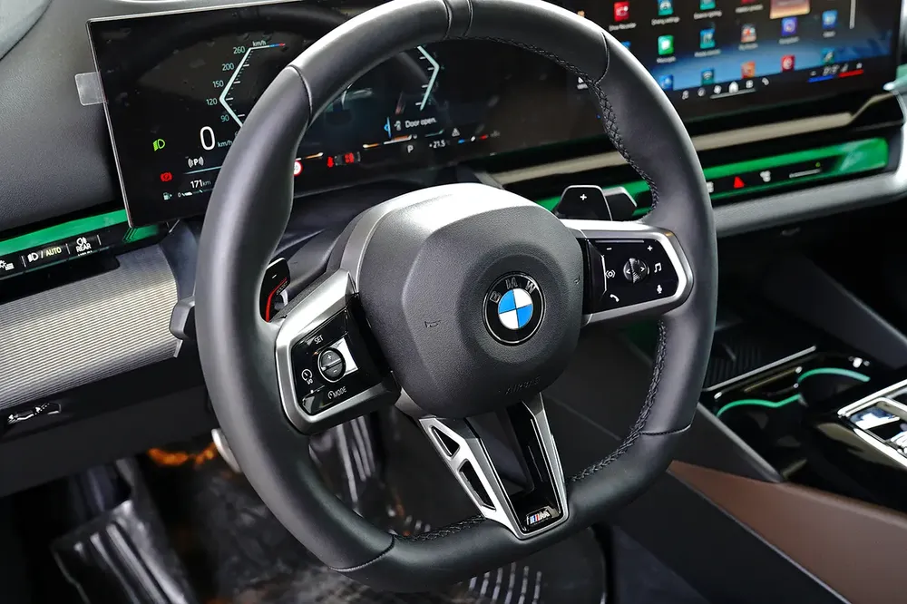 BMW 530i M Sport - 2025 with warranty and service - Image 9