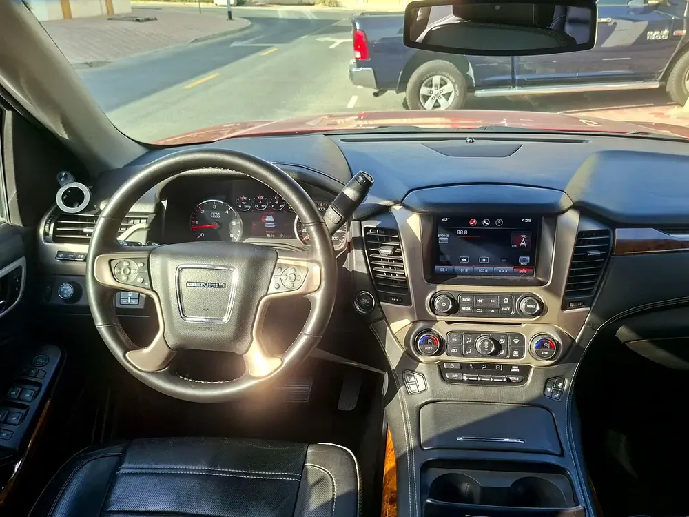 AED 3427/month | 2015 GMC Yukon Denali | GCC Specs | Ref#473600 - Image 10