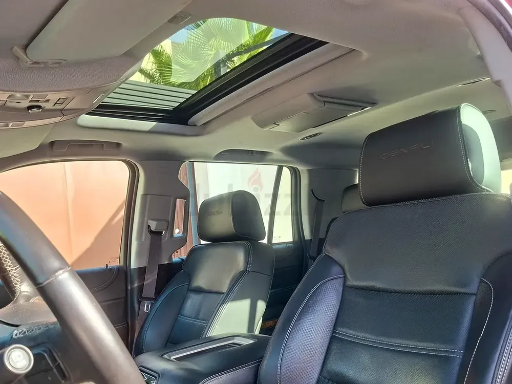 AED 3427/month | 2015 GMC Yukon Denali | GCC Specs | Ref#473600 - Image 11