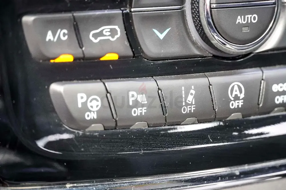 AED 1125/month | 2019 Jeep Grand Cherokee  | GCC Specs | Ref#357085 - Image 14