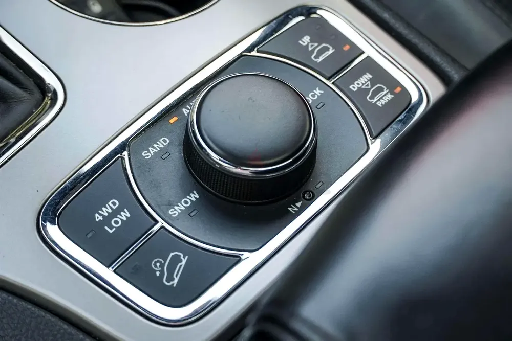 AED 1125/month | 2019 Jeep Grand Cherokee  | GCC Specs | Ref#357085 - Image 15