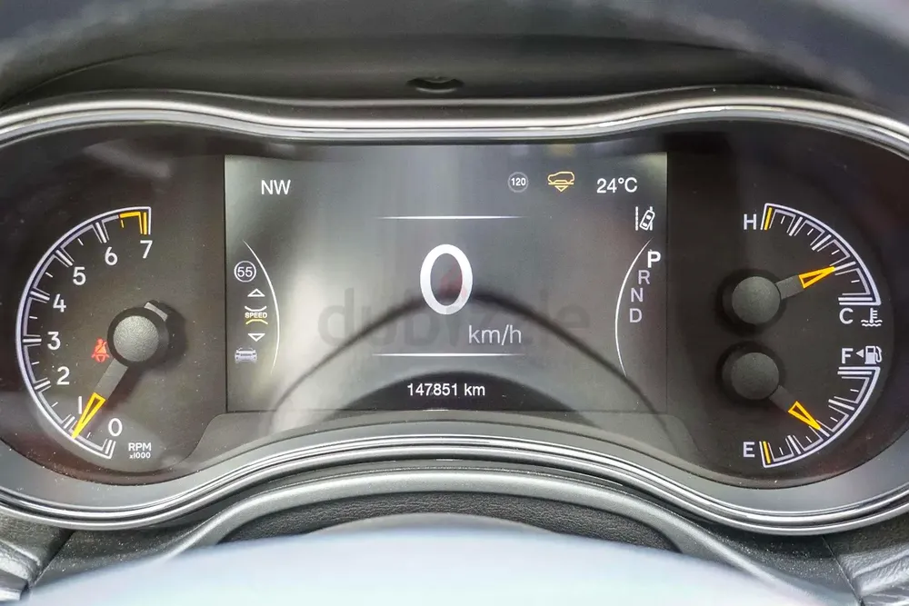 AED 1125/month | 2019 Jeep Grand Cherokee  | GCC Specs | Ref#357085 - Image 18