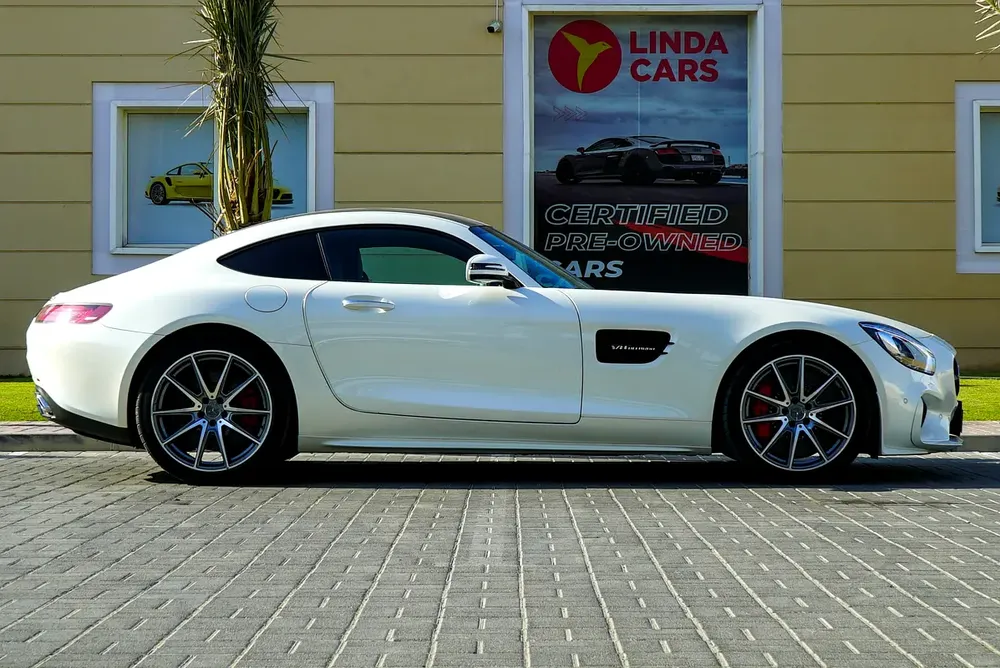 Mercedes-AMG GT S 2016 (LOWEST MILEAGE) Japanese Specs - Image 9
