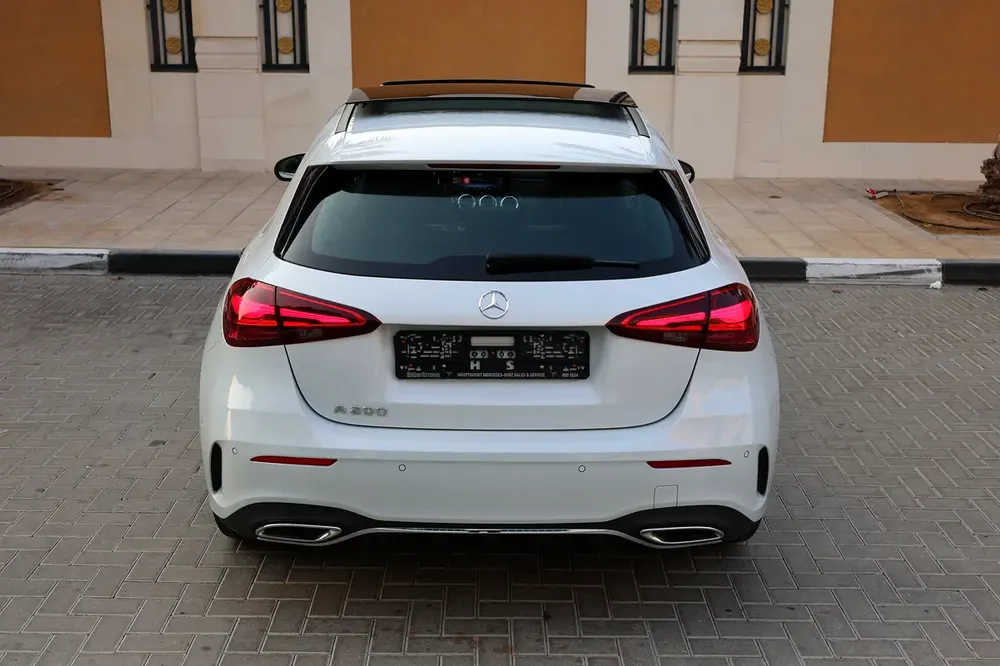 Mercedes-Benz A200 AMG-2024-16000KM-GCC SPECS- UNDER WARRANTY  SERVICE CONTRACT - Image 5