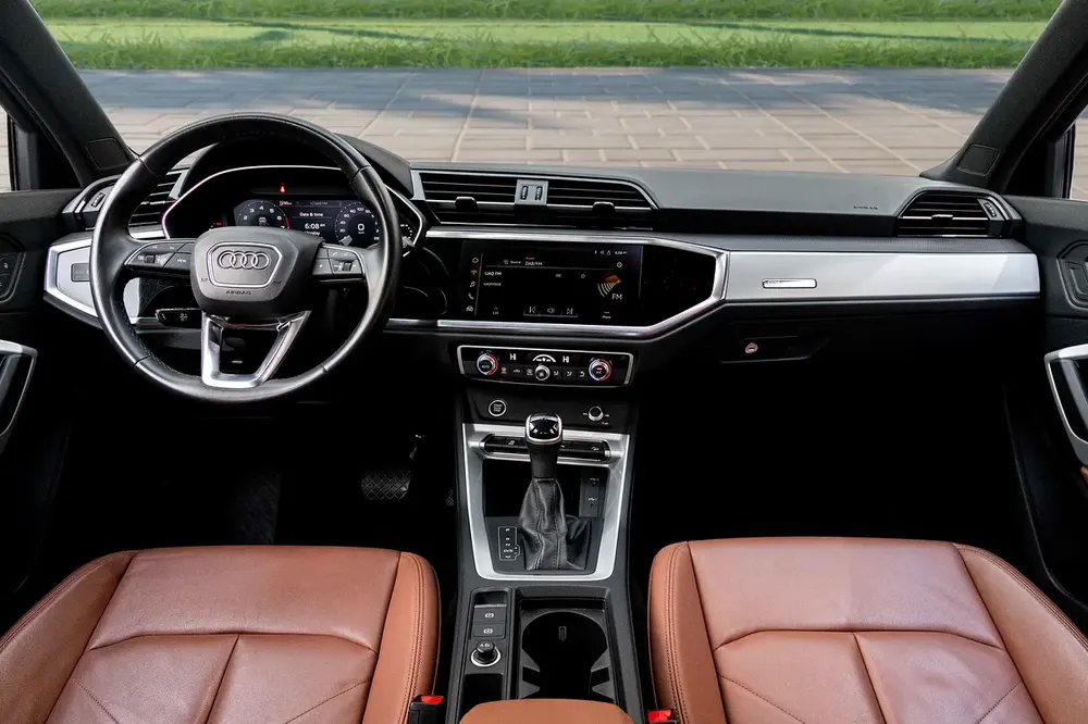2,488 P.M | 0% Downpayment | Audi Q3 35 TFSI Low Kms! - Image 8