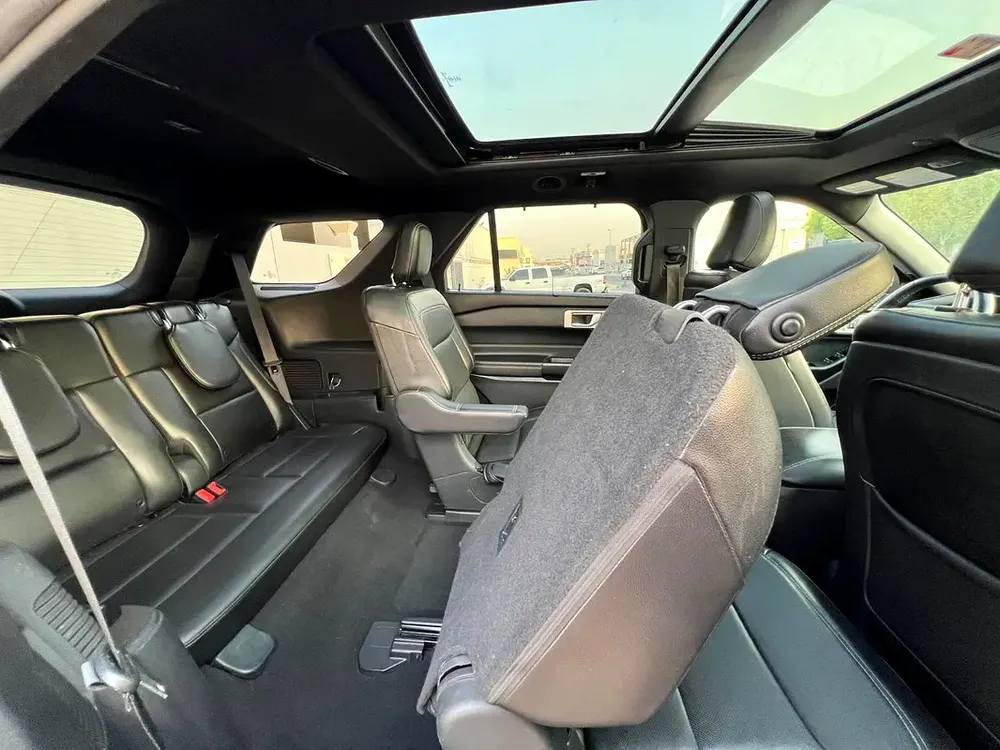 Ford Explorer Limited 2020 - American Specs - Excellent Condition - Image 19