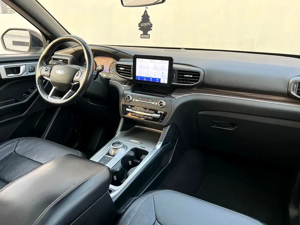 Ford Explorer Limited 2020 - American Specs - Excellent Condition - Image 7