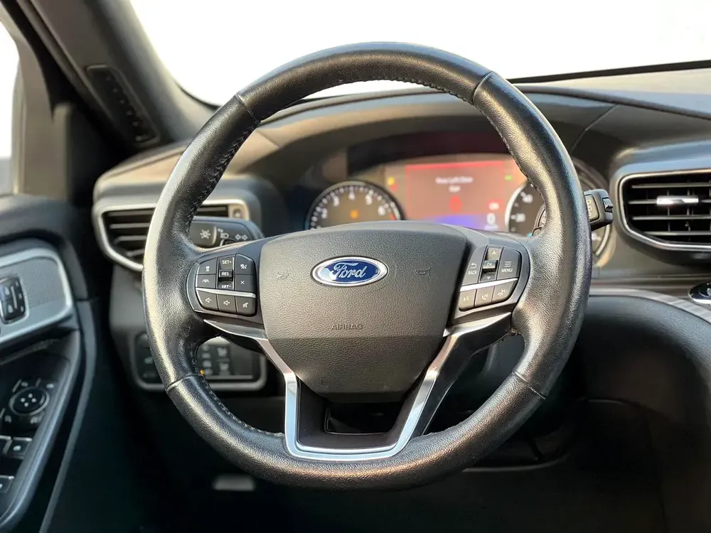 Ford Explorer Limited 2020 - American Specs - Excellent Condition - Image 9