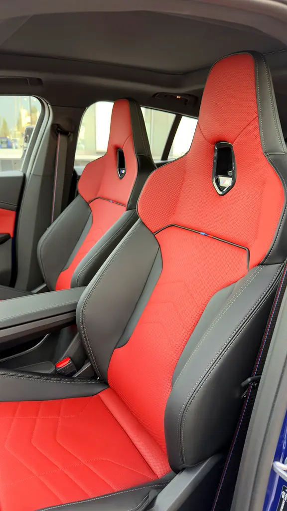 BMW X2 20i M sport , 5 Years service and warranty - Image 7