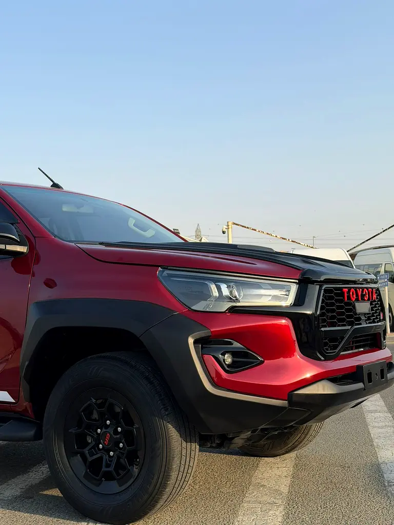 2022 Toyota Hilux GR Sports Modified - 2.7L V4 AWD -GCC- Full Off Road Rollbar - Special Colour - Image 11
