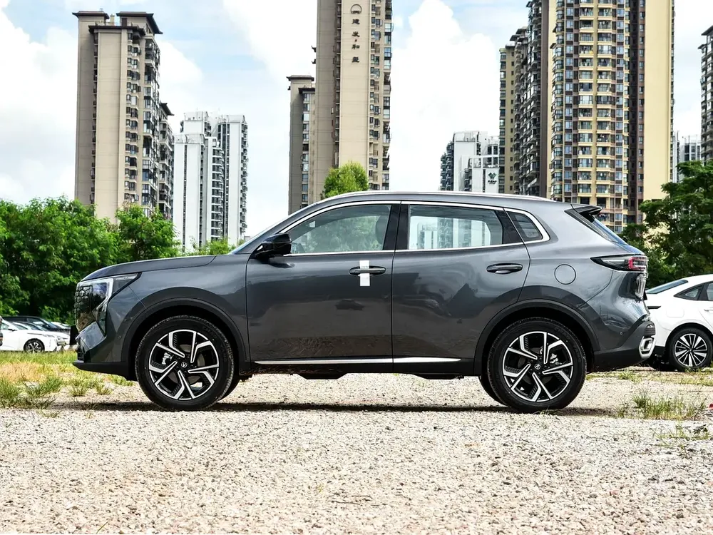 New 2025 Changan CS75 - Chinese Specs - Available Now! - Image 5