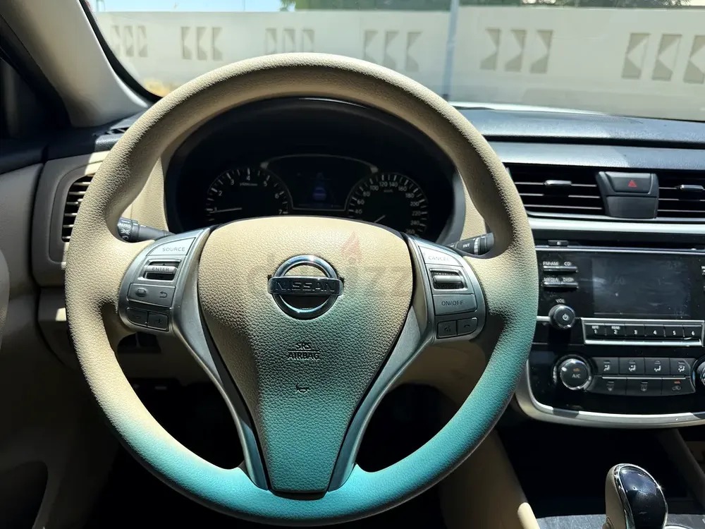 Nissan Altima SV 2018 GCC Specs - Well Maintained - Image 10