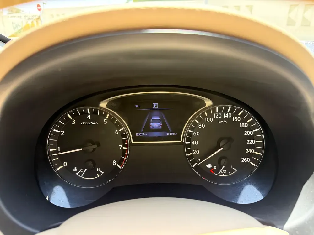 Nissan Altima SV 2018 GCC Specs - Well Maintained - Image 14