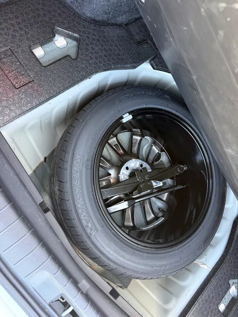 Nissan Altima SV 2018 GCC Specs - Well Maintained - Image 15